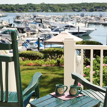 Inn At Harbor Hill Marina Niantic Chambre photo